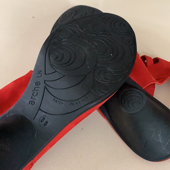 Arche sandals in leather. - Picture 3 of 3